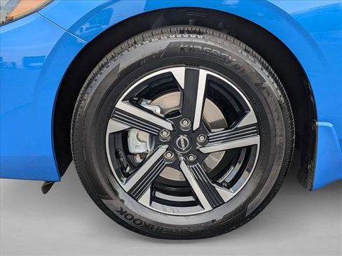 Used 2025 Nissan Sentra SV FWD image 22