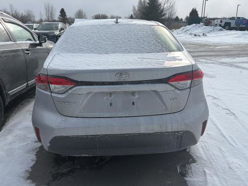 Used 2024 Toyota Corolla LE image 8