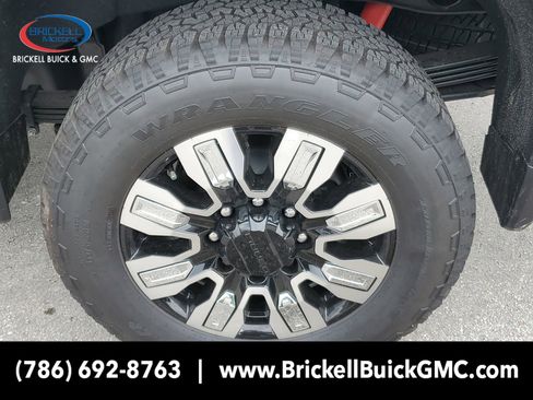 New 2025 GMC Sierra 2500 Denali w/ Technology Package image 5