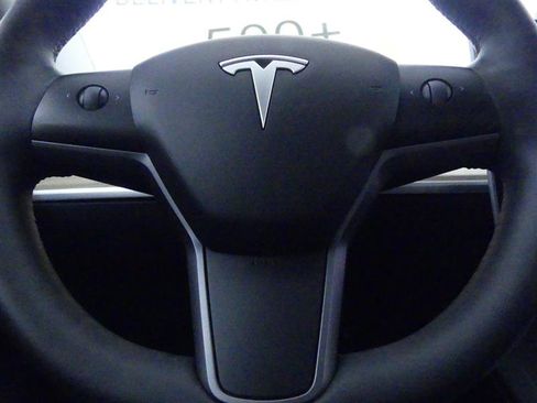 Used 2023 Tesla Model 3 Standard Range RWD image 14