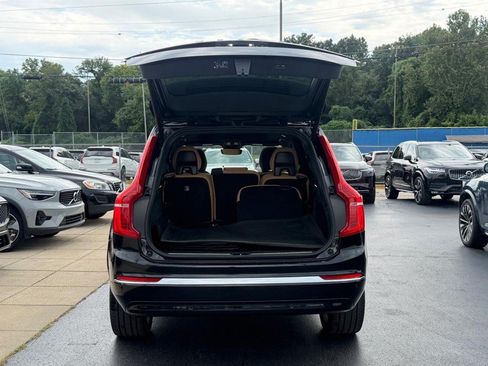 Used 2023 Volvo XC90 B6 Ultimate AWD/4WD image 5
