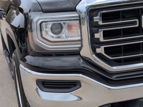 Used 2018 GMC Sierra 1500 SLE AWD/4WD image 11
