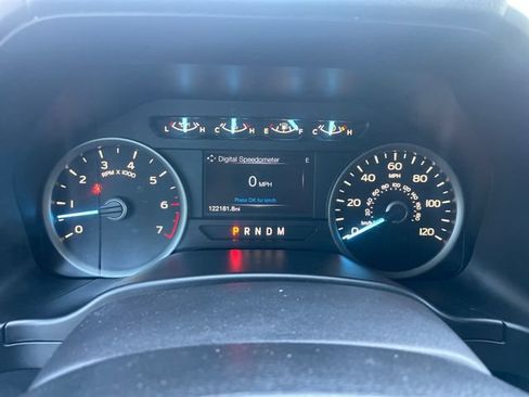 Used 2018 Ford F150 XLT w/ Equipment Group 302A Luxury AWD/4WD image 19
