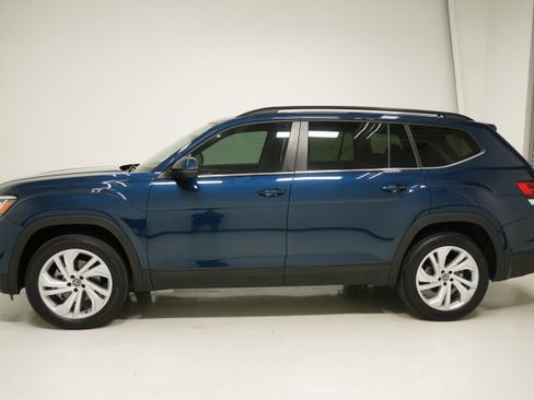 Used 2021 Volkswagen Atlas SE w/ Panoramic Sunroof Package image 7