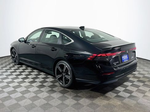 Used 2024 Honda Accord Sport image 5