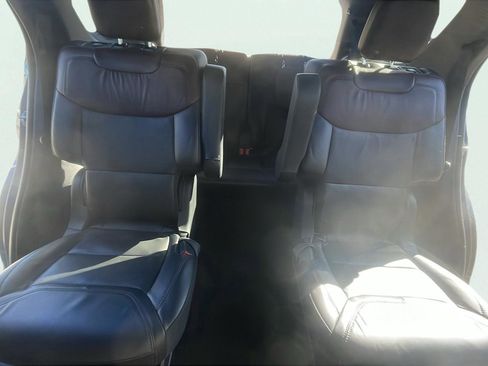 Used 2023 Ford Explorer Platinum w/ Class IV Trailer Tow Package image 19