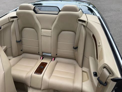Used 2013 Mercedes-Benz E 350 Cabriolet image 31