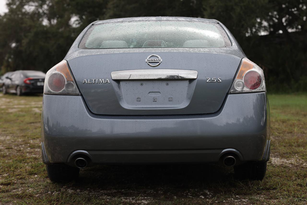 Used 2011 Nissan Altima 2.5 S w/ Convenience Pkg FWD image 7