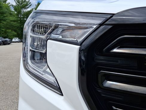 Certified 2023 GMC Terrain SLE w/ Driver Convenience Package AWD/4WD image 28