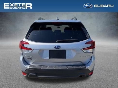 Used 2023 Subaru Forester Premium AWD/4WD image 5