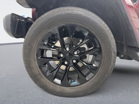 Used 2022 Jeep Wrangler Unlimited Sahara image 24