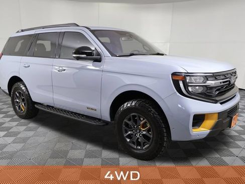 Used 2025 Ford Expedition Tremor AWD/4WD image 4