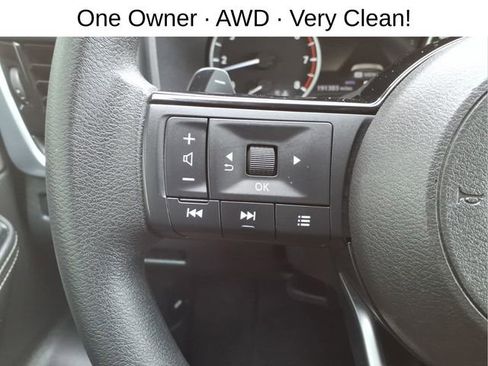 Used 2023 Nissan Rogue SV AWD/4WD image 14