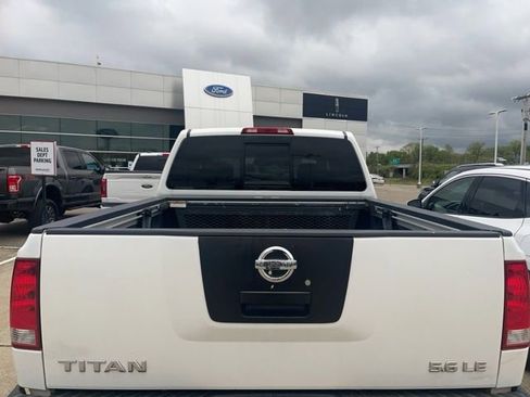 Used 2004 Nissan Titan LE w/ (Tow) Big Tow Pkg AWD/4WD image 7