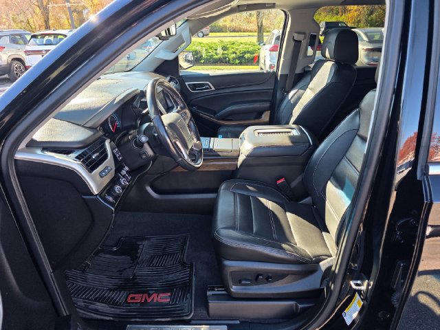 Used 2020 GMC Yukon Denali w/ Open Road Package AWD/4WD image 16