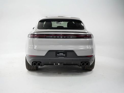 Certified 2025 Porsche Cayenne Coupe AWD/4WD image 10