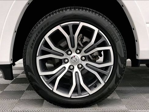 Used 2025 RAM 1500 Tungsten w/ Trailer Tow Group AWD/4WD image 10