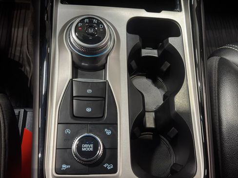 Used 2024 Ford Explorer ST w/ Technology Package image 35
