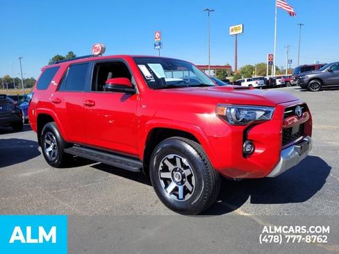 Used 2024 Toyota 4Runner TRD Off-Road image 17