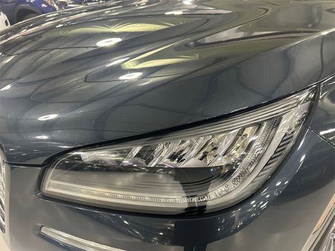 Certified 2021 Lincoln Corsair Reserve w/ Elements Package image 7