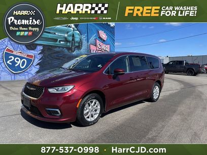 Certified 2023 Chrysler Pacifica Touring-L