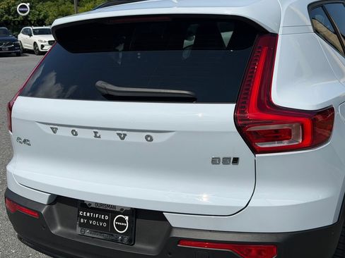 Used 2026 Volvo XC40 B5 Plus w/ Protection Package Premier AWD/4WD image 11