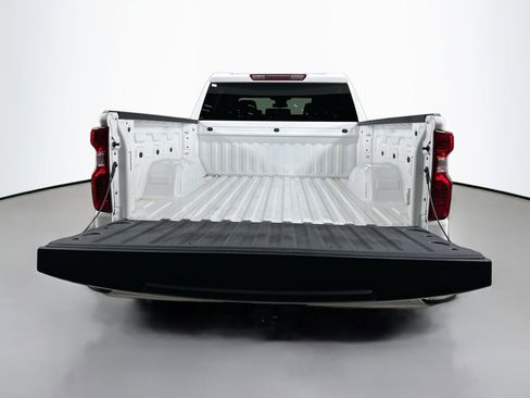 Used 2023 Chevrolet Silverado 1500 Custom image 25