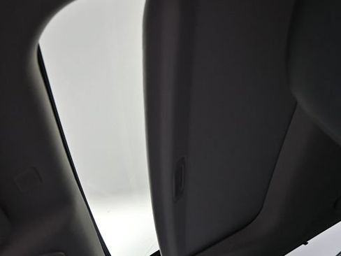 Certified 2020 Toyota Highlander XLE AWD/4WD image 18