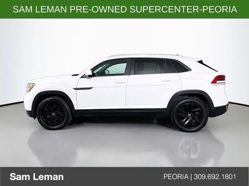 Used 2023 Volkswagen Atlas Cross Sport SE image 4