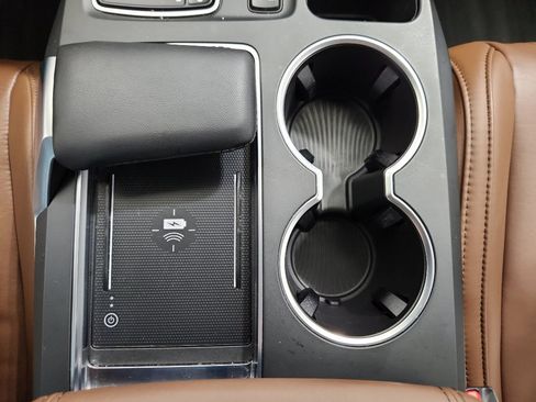 Used 2024 Acura MDX SH-AWD w/ Technology Package image 27