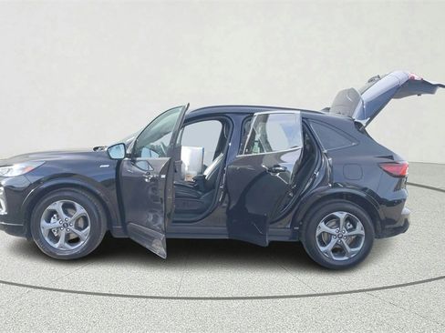 Used 2024 Ford Escape ST-Line image 11