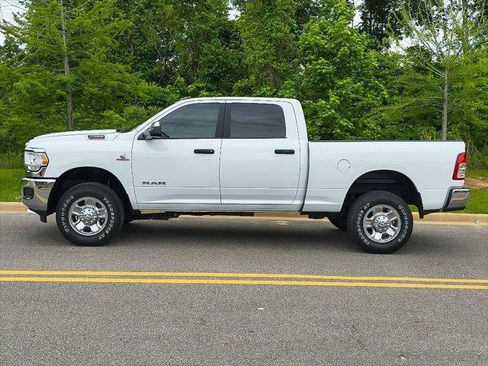 Certified 2022 RAM 2500 Big Horn w/ Snow Chief Group AWD/4WD image 2