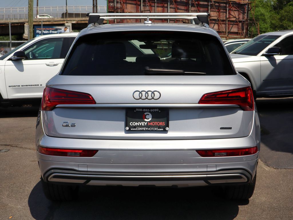 Used 2021 Audi Q5 2.0T Premium Plus w/ Premium Plus Package AWD/4WD image 6