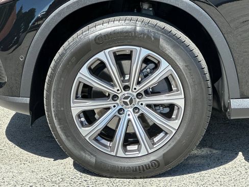 Used 2023 Mercedes-Benz GLC 300 image 38