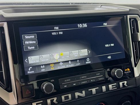 Used 2025 Nissan Frontier SV image 28