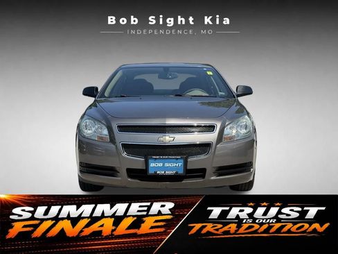 Used 2010 Chevrolet Malibu LS FWD image 23