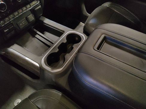 Used 2019 Chevrolet Silverado 1500 LTZ w/ LTZ Premium Package image 26