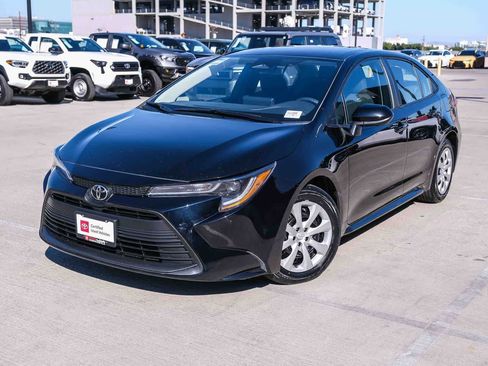 Certified 2024 Toyota Corolla LE FWD image 1