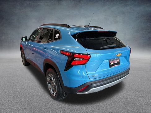 New 2026 Chevrolet Trax LT w/ Driver Confidence Package image 9