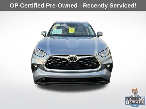 Used 2020 Toyota Highlander XLE image 2