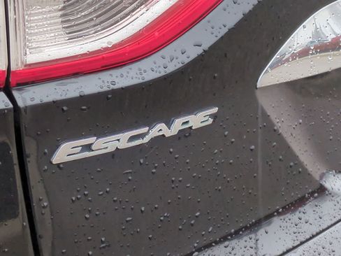 Used 2016 Ford Escape Titanium w/ Equipment Group 301A image 13