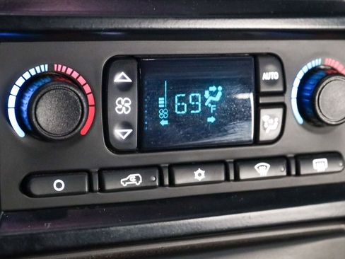 Used 2003 HUMMER H2 w/ Preferred Equipment Group AWD/4WD image 13