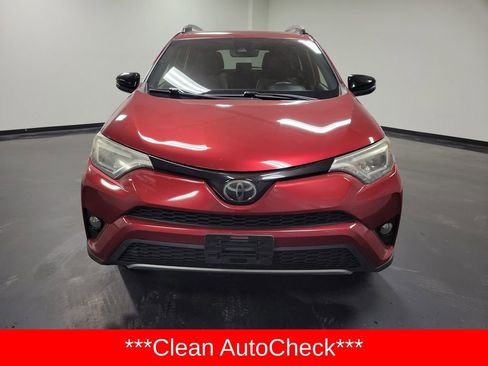 Used 2018 Toyota RAV4 SE w/ Power Extra Value Package image 2
