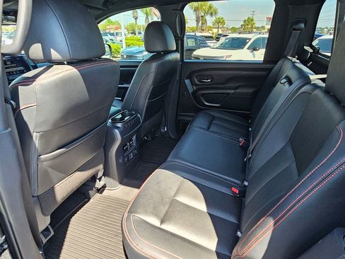 Used 2023 Nissan Titan PRO-4X w/ Pro-4x Convenience Package image 15