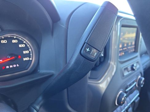 Used 2024 Chevrolet Silverado 1500 Custom image 34