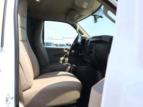New 2026 Chevrolet Express 2500 Extended w/ Driver Convenience Package RWD image 36