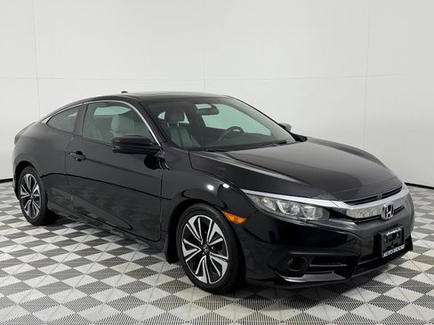 Used 2016 Honda Civic EX-T image 3