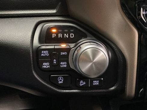 Used 2020 RAM 1500 Laramie AWD/4WD image 19