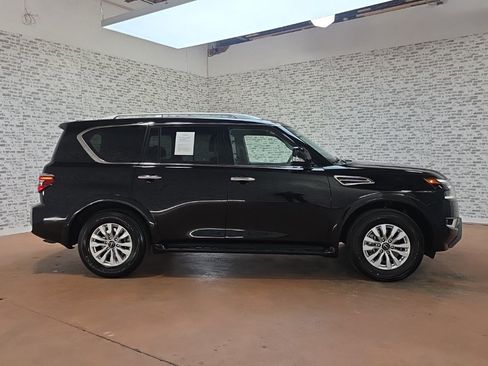 Used 2024 Nissan Armada SV image 7