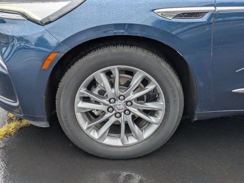 Used 2023 Buick Enclave Avenir AWD/4WD image 10